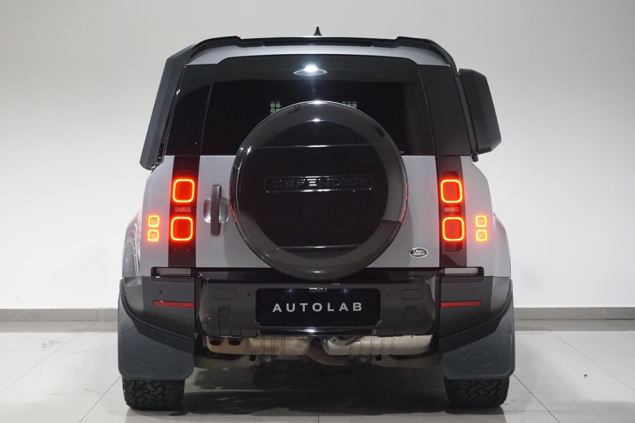 Land Rover Defender 110 3.0 D250 MHEV Hard Top SUV Auto 4WD MWB Euro 6 (s/s) 5dr